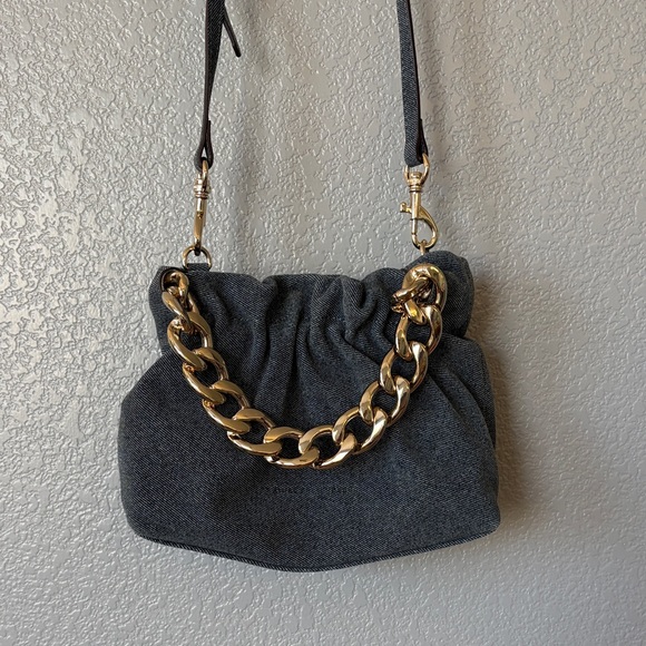 Aimee Kestenberg Leather Denim look Bag with Bold Gold Chain & Crossbody Strap - Picture 4 of 11